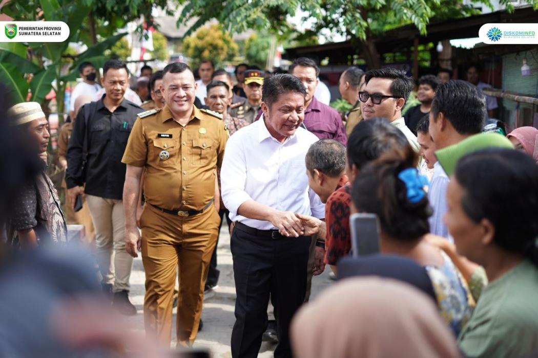 Gubernur Herman Deru Launching Program Gebrak, Wujud Nyata Perhatian Pemerintah terhadap Kualitas Hunian Masyarakat Sumsel