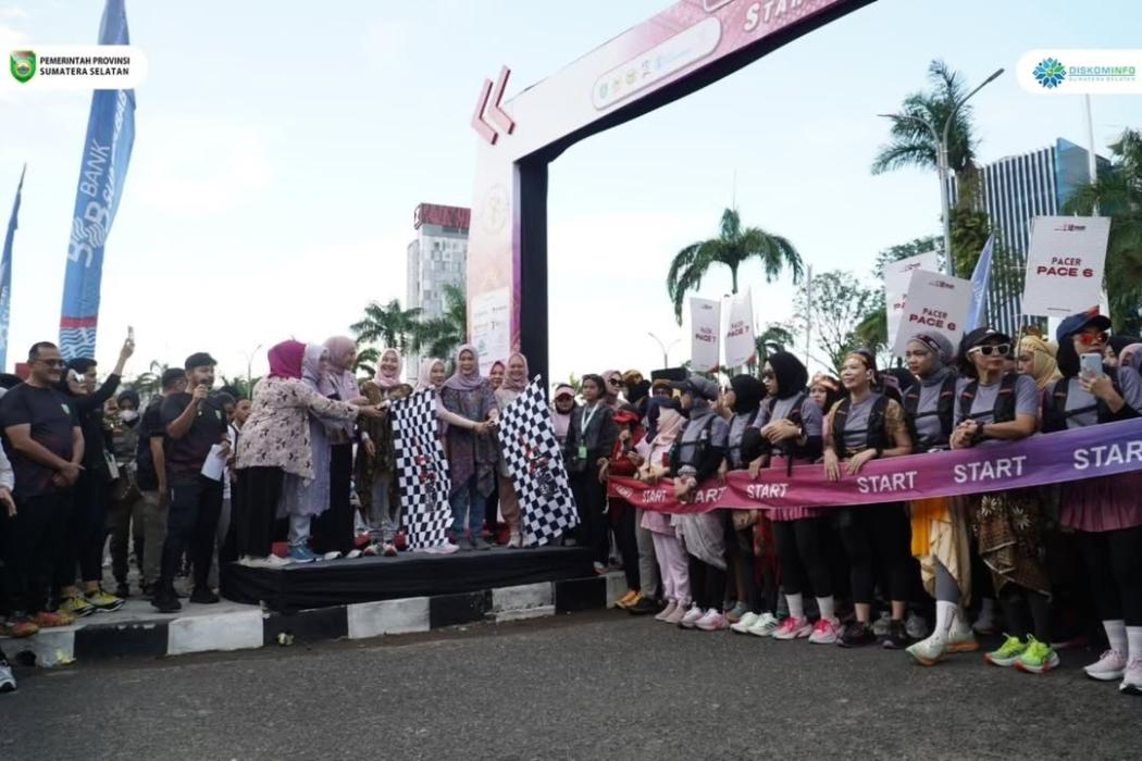 Serunya Ajang Kebaya RUN 2025 di Palembang, Ribuan Wanita Lari Pakai Kebaya