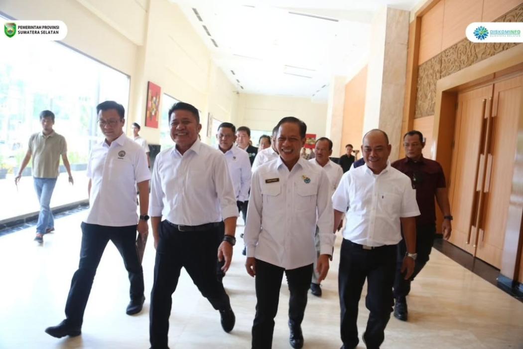 Gubernur Herman Deru dan Menteri LHK Konsolidasikan Kesiapsiagaan Karhutla di Sumsel