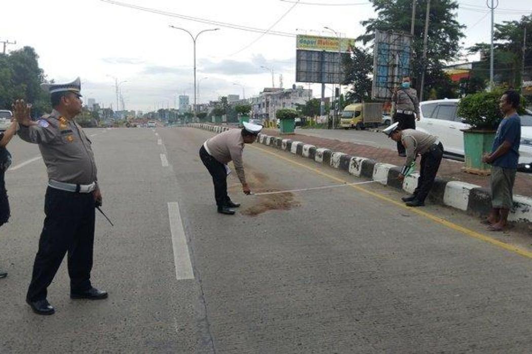Kecelakaan Maut di Palembang, Wanita Muda Tewas Terlindas Truk di Jalan H Abdul Rozak