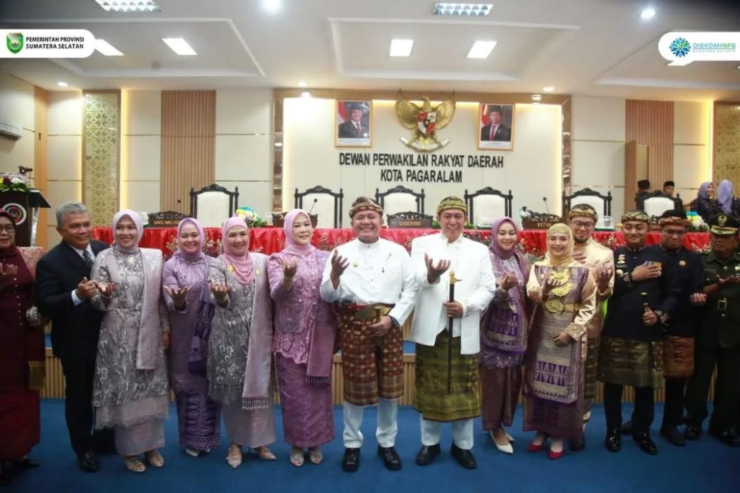 Peringati HUT ke-24 Pagar Alam, HD Hadiahkan Dana Pembangunan Infrastruktur