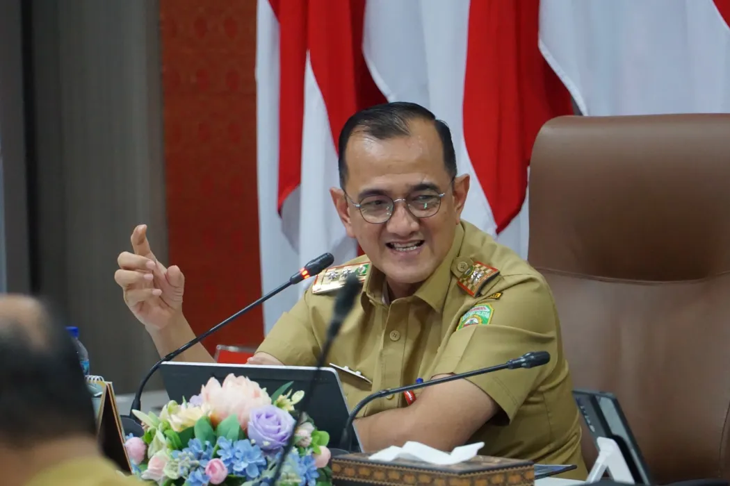 Sekda Edward Candra Pimpin Exit Meeting Pengawasan Penyelenggaraan Pemerintahan Daerah Sumsel 2025