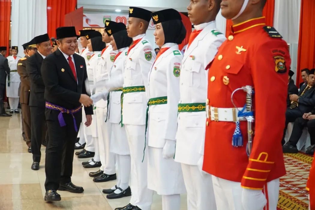Gubernur Sumsel Herman Deru Resmi Mengukuhkan Paskibraka Sumsel 2025