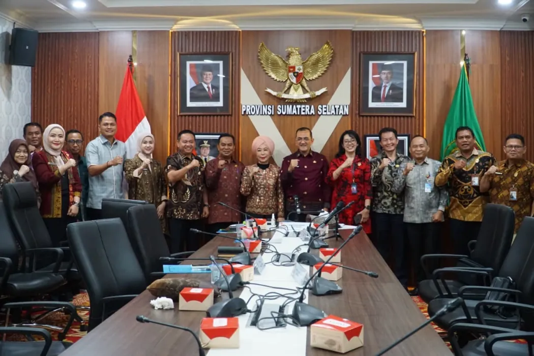 jelang-kedatangan-kepala-bkn-sekda-sumsel-pimpin-rapat-persiapan-penandatanganan-komitmen-bersama