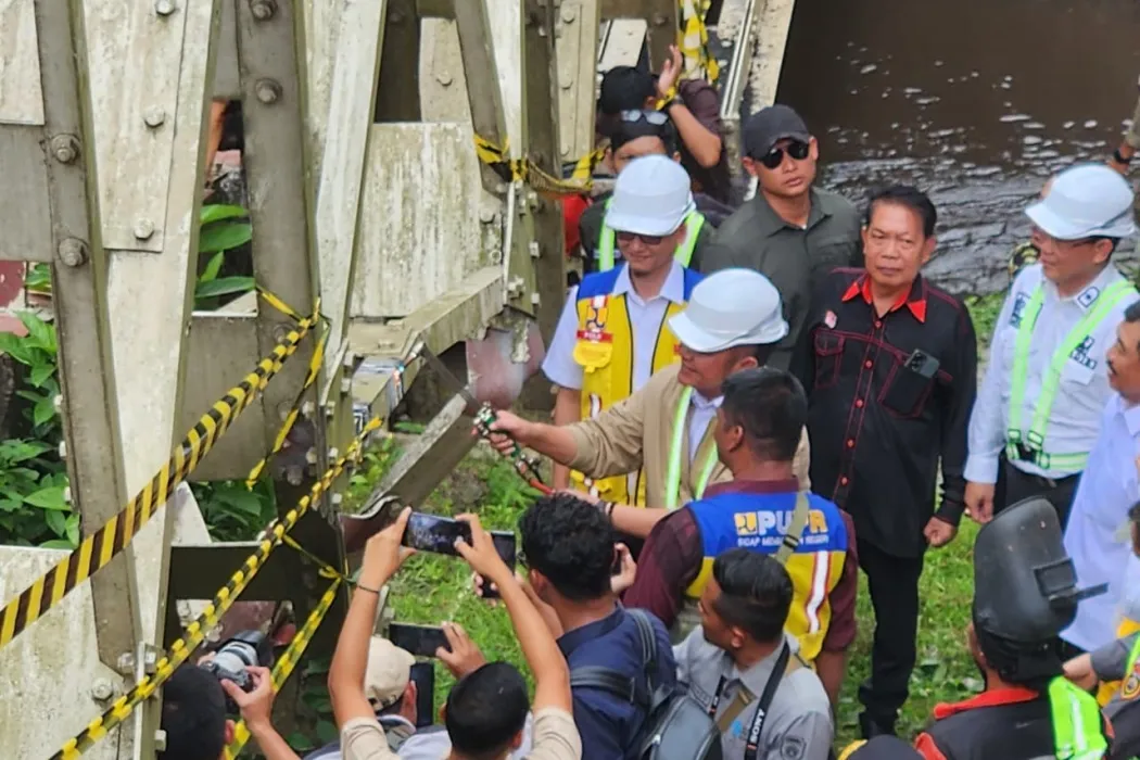 Gubernur HD Pastikan Jembatan Muara Lawai Lahat Dibangun Kembali dengan Mutu Terbaik