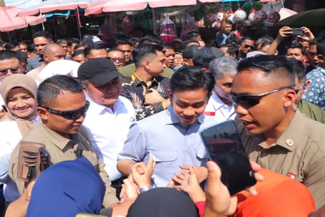 Dampingi Kunker Wapres Gibran, Gubernur Herman Deru Perjuangkan Percepatan Realisasi Sejumlah Proyek Strategis Nasional di Sumsel