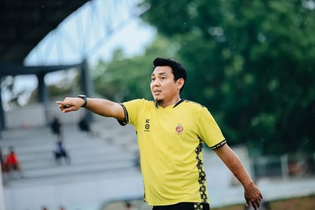 Coach Azul Buka Suara Usai Dicopot dari Sriwijaya FC, Ngaku Legowo Terima Keputusan Manajemen