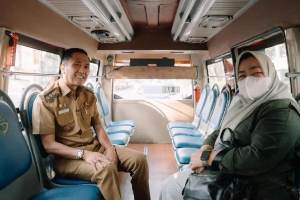 ASN Pemkot Palembang Diwajibkan Naik Transportasi Umum Setiap Selasa Awal Bulan, Ratu Dewa Naik Feeder