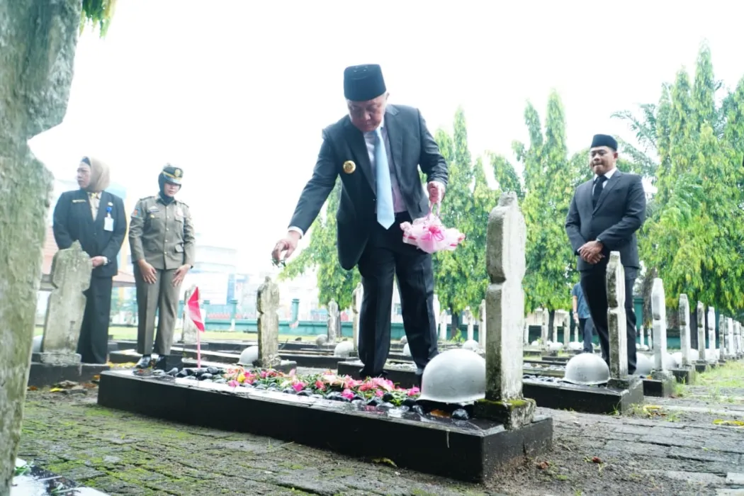 Peringati Hari Pahlawan 2025, Gubernur Sumsel Ajak Warga Hargai Jasa Pahlawan dengan Perbaiki Etos Kerja